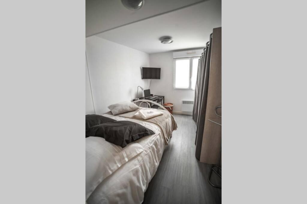 Apartamento Cherokee Dinan Exterior foto